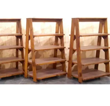 Wooden Display Rack in Sushant Lok